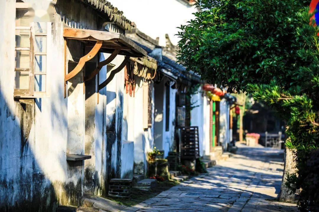 异地恋男生到了厌倦期该怎么维持？异地恋男友到了厌倦期该如何维系？